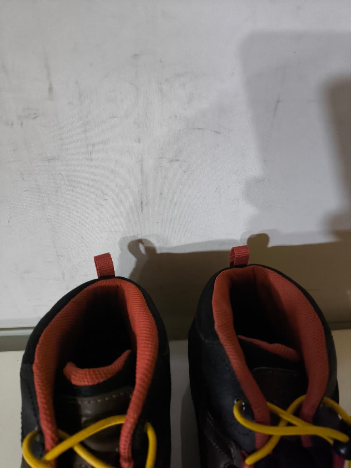 235mm 킨 미드 등산화 상품이미지5