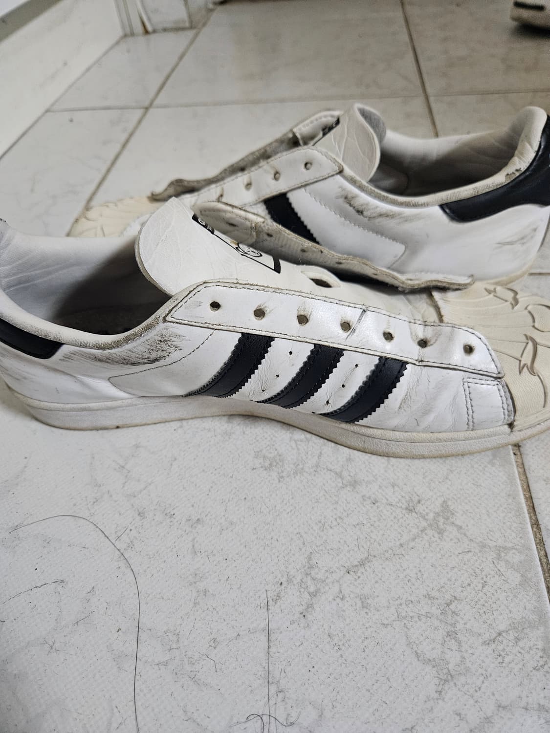 아디다스 슈퍼스타  니고 베어풋 275 상품이미지3