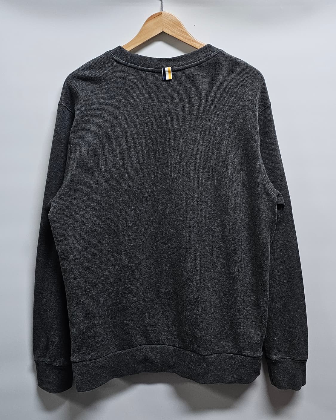 헤지스 그레이 맨투맨 티셔츠 105 상품이미지2