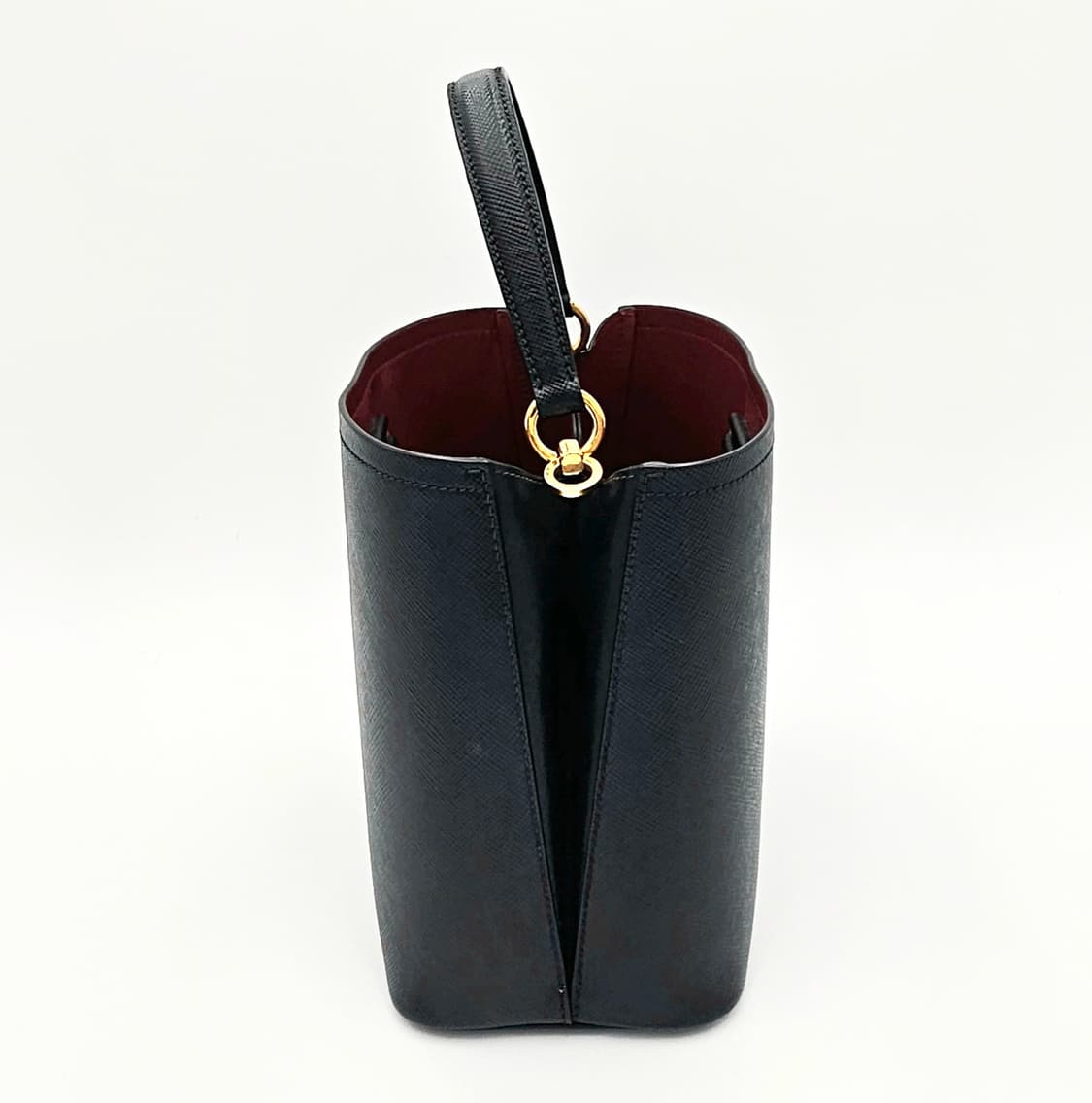 프라다 사피아노 파니에 미듐 버킷백 상품이미지5