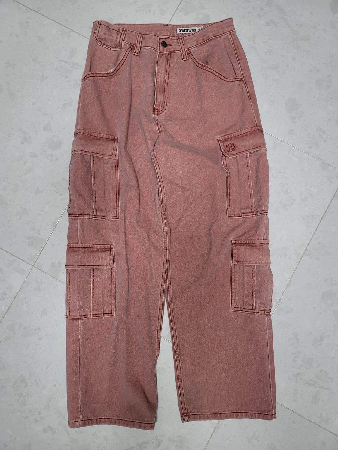 어널로이드 핑크 카고 데님팬츠 S사이즈 허리28

상태극상
 상품이미지1