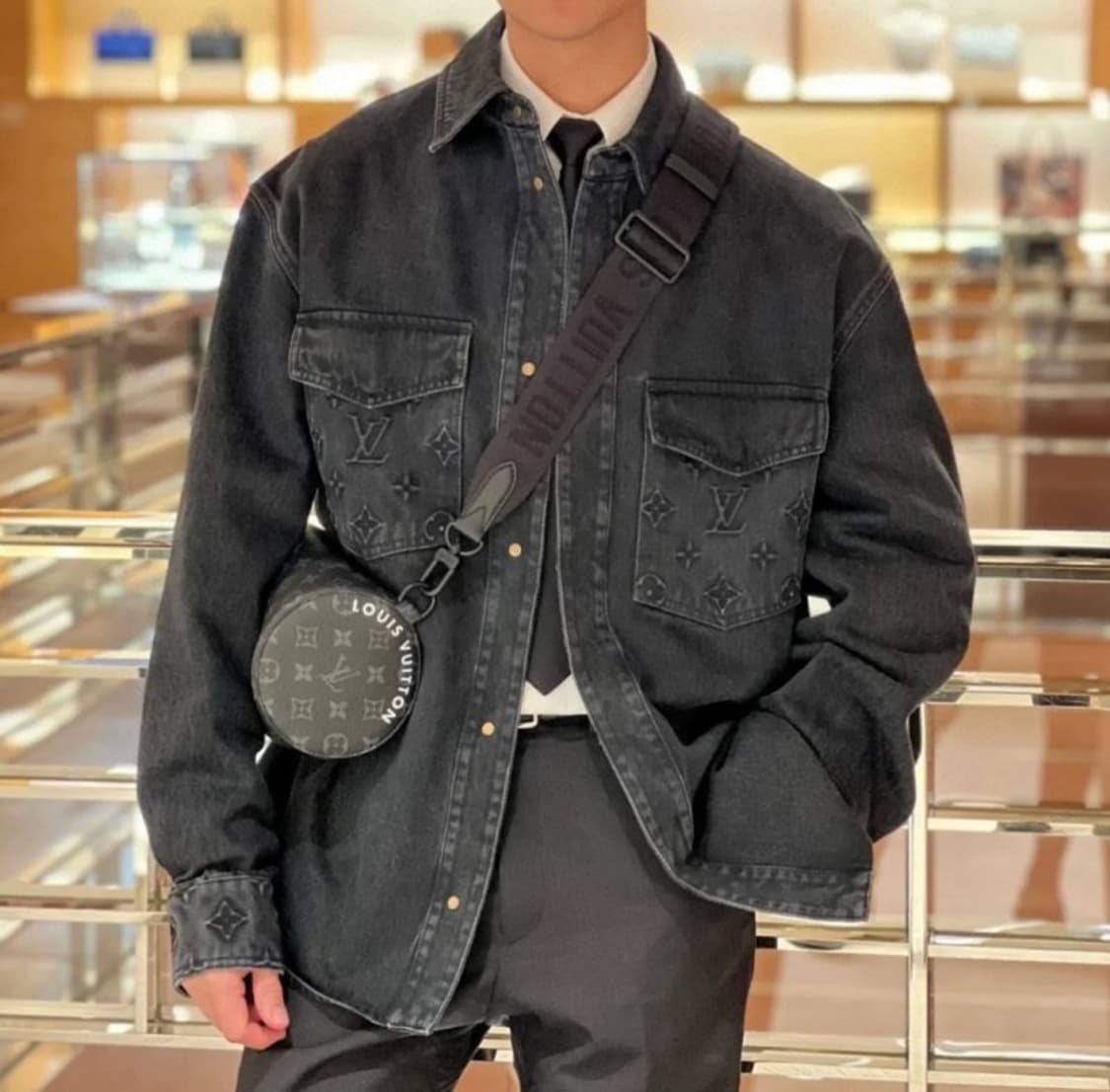 (S+급 / S) / 루이비통 모노그램 데님 워크웨어 블랙 셔츠 자켓 상품이미지10
