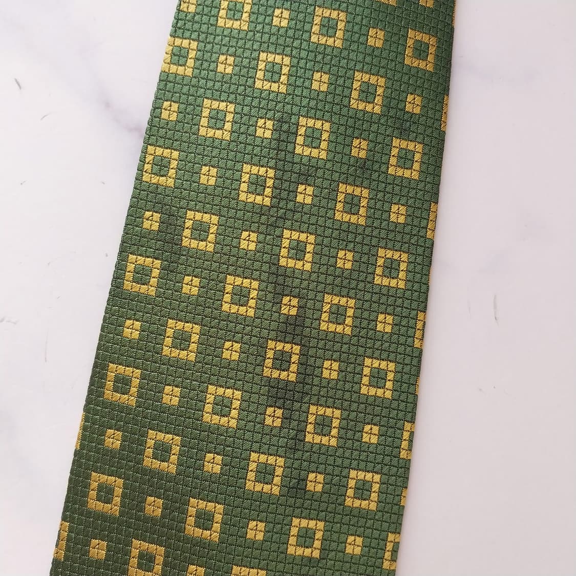 베네통 실크 그린 기하학 자카드 넥타이 9.1cm B등급 K1657
 상품이미지9