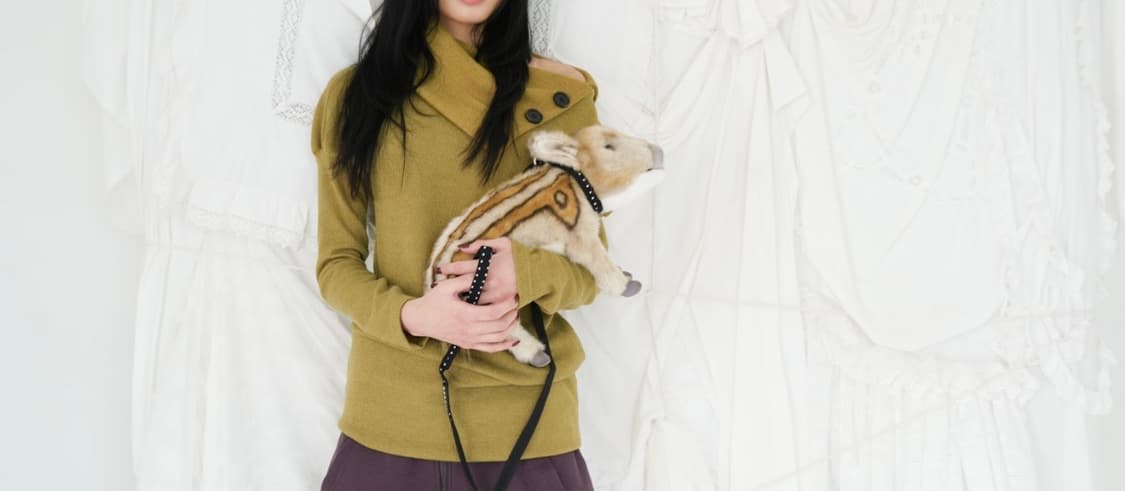 인앵양하모니 터틀넥 올리브 상품이미지1