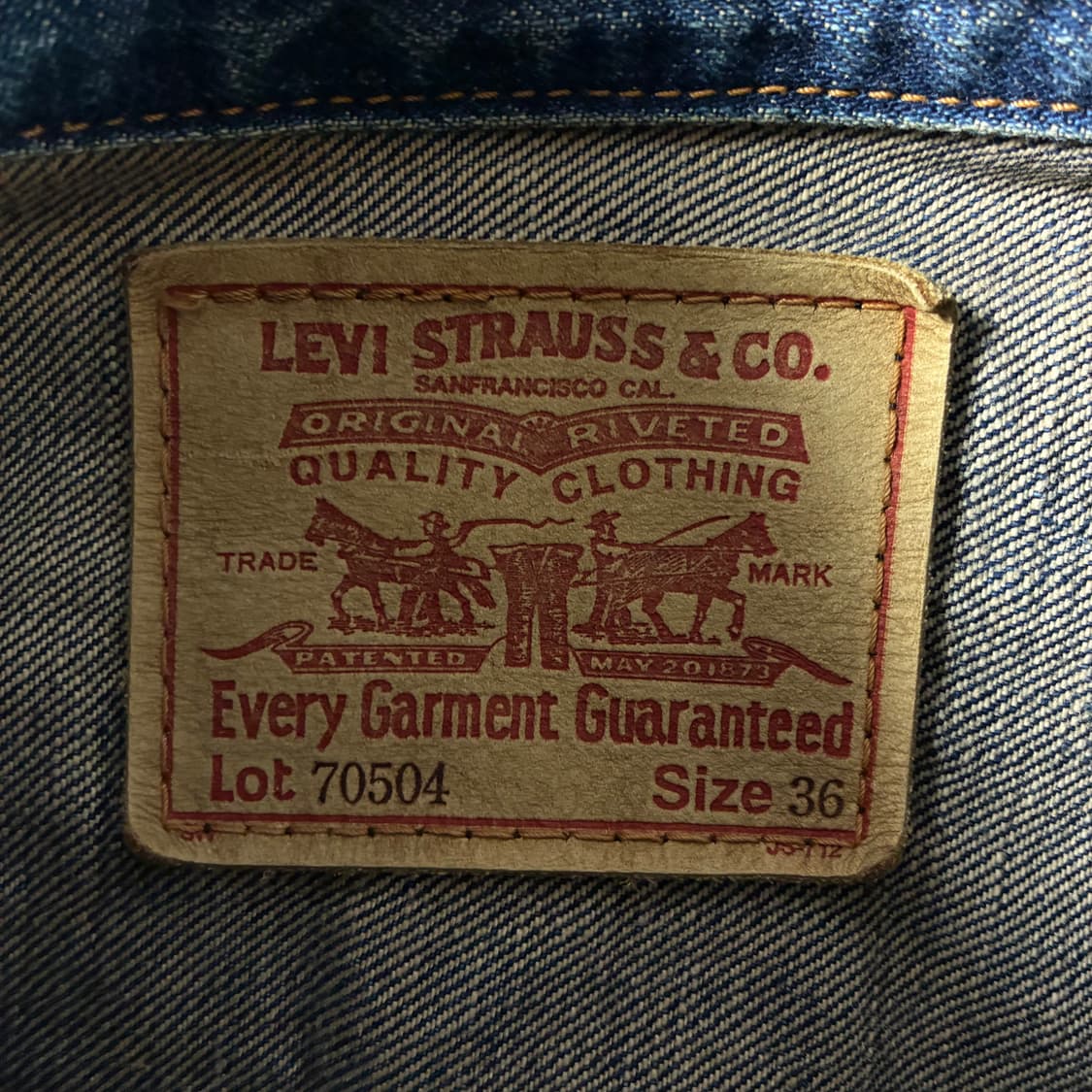 Levi's  리바이스 레드탭 70504 워싱 데님 트러커 자켓  상품이미지5