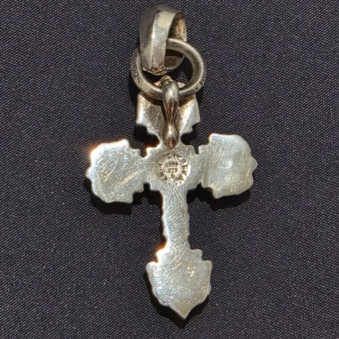 크롬하츠 필리그리 크로스 XSM with 베일 펜던트 정품 상품이미지5