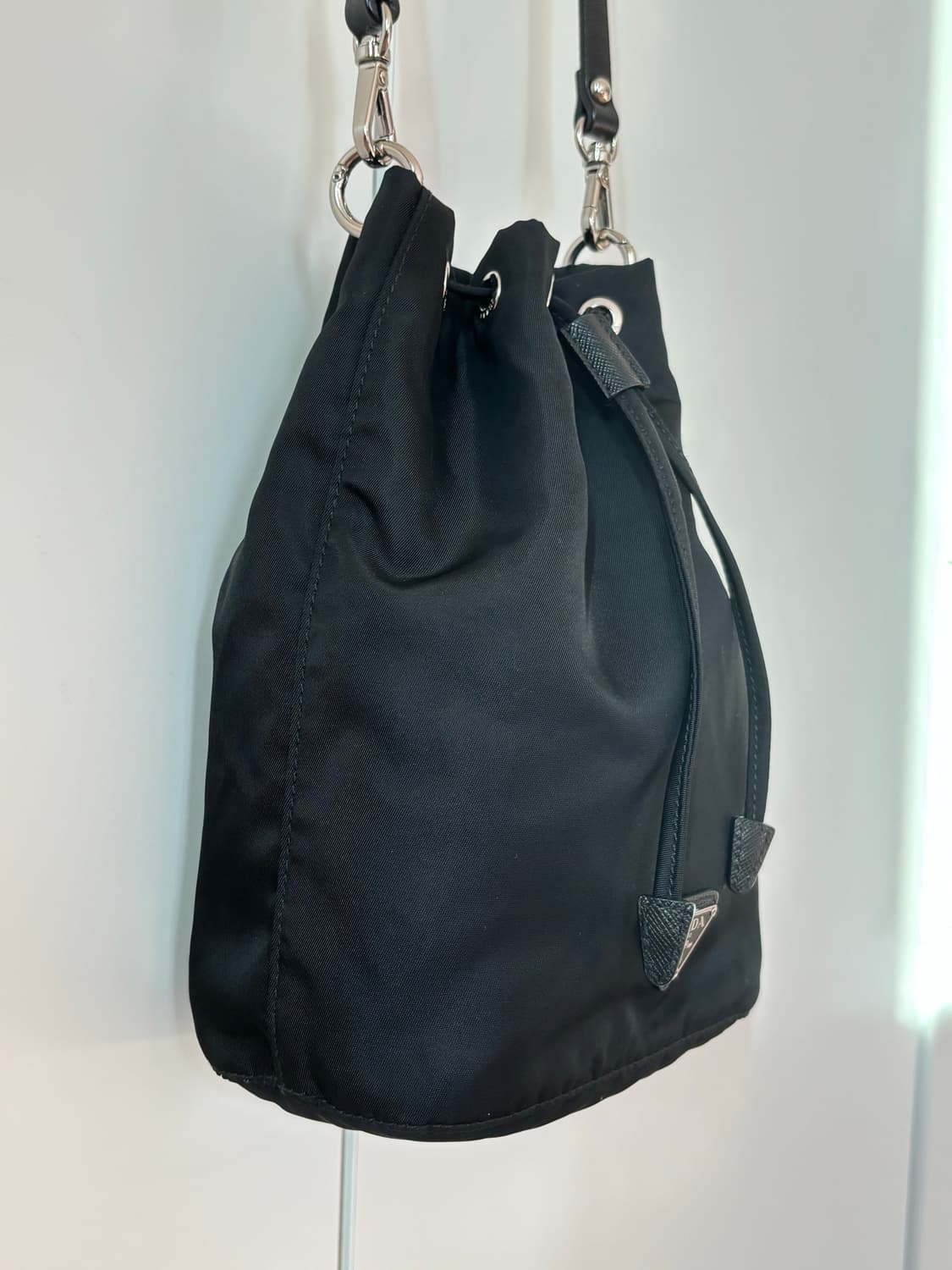 프라다 리나일론 파우치 복조리백 상품이미지2