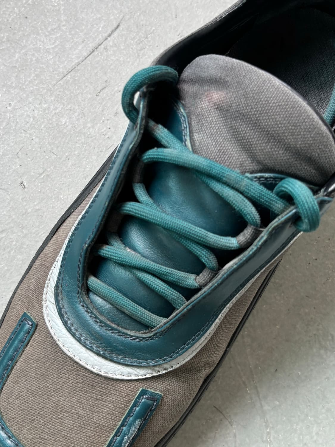 키코 코스타디노브 톤킨 슈즈 상품이미지5