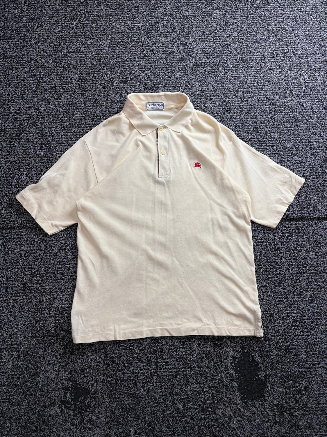 버버리 아카이브 자수로고 피케이 반팔 셔츠 3071 상품이미지2