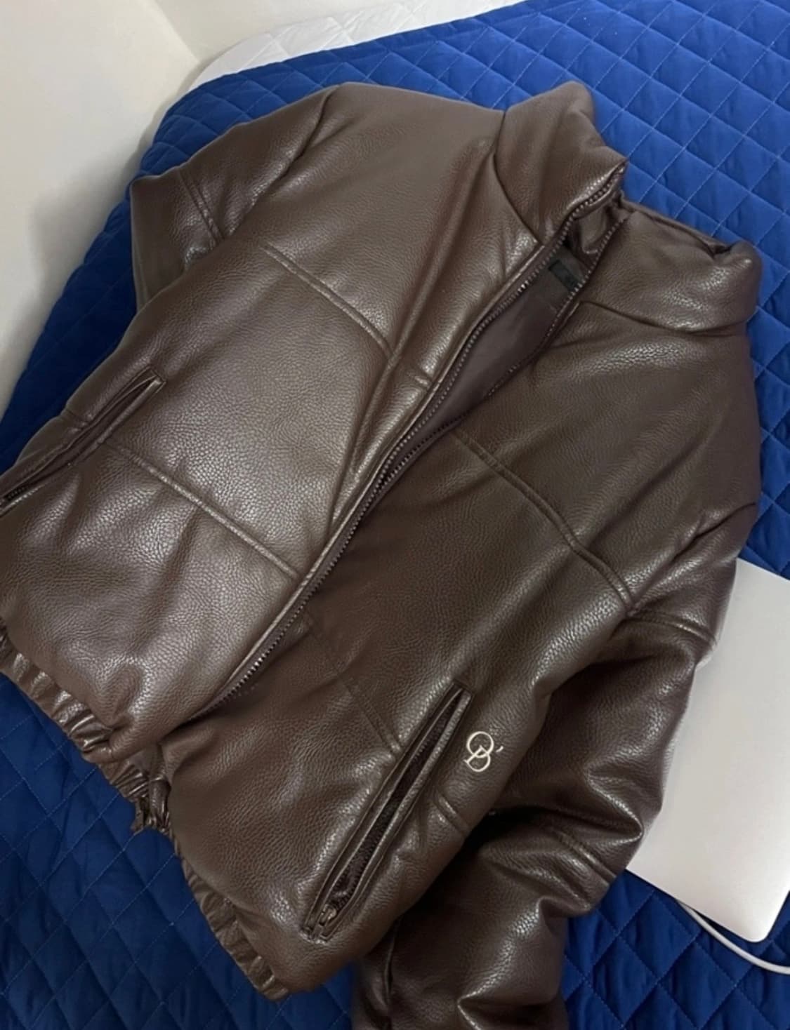 오도어 레더 크롭 패딩 상품이미지2