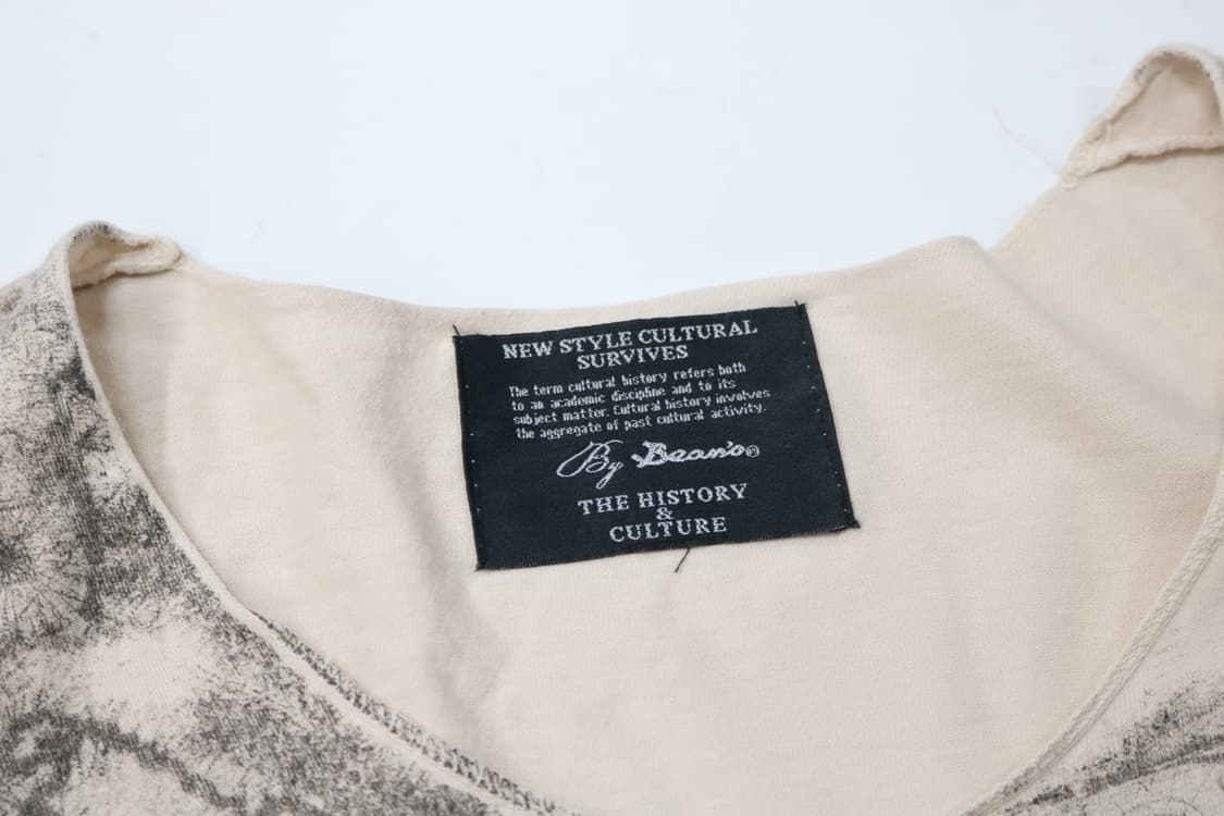 By Beano's 빈티지 레터링 아트워크 롱슬리브 티셔츠 상품이미지5