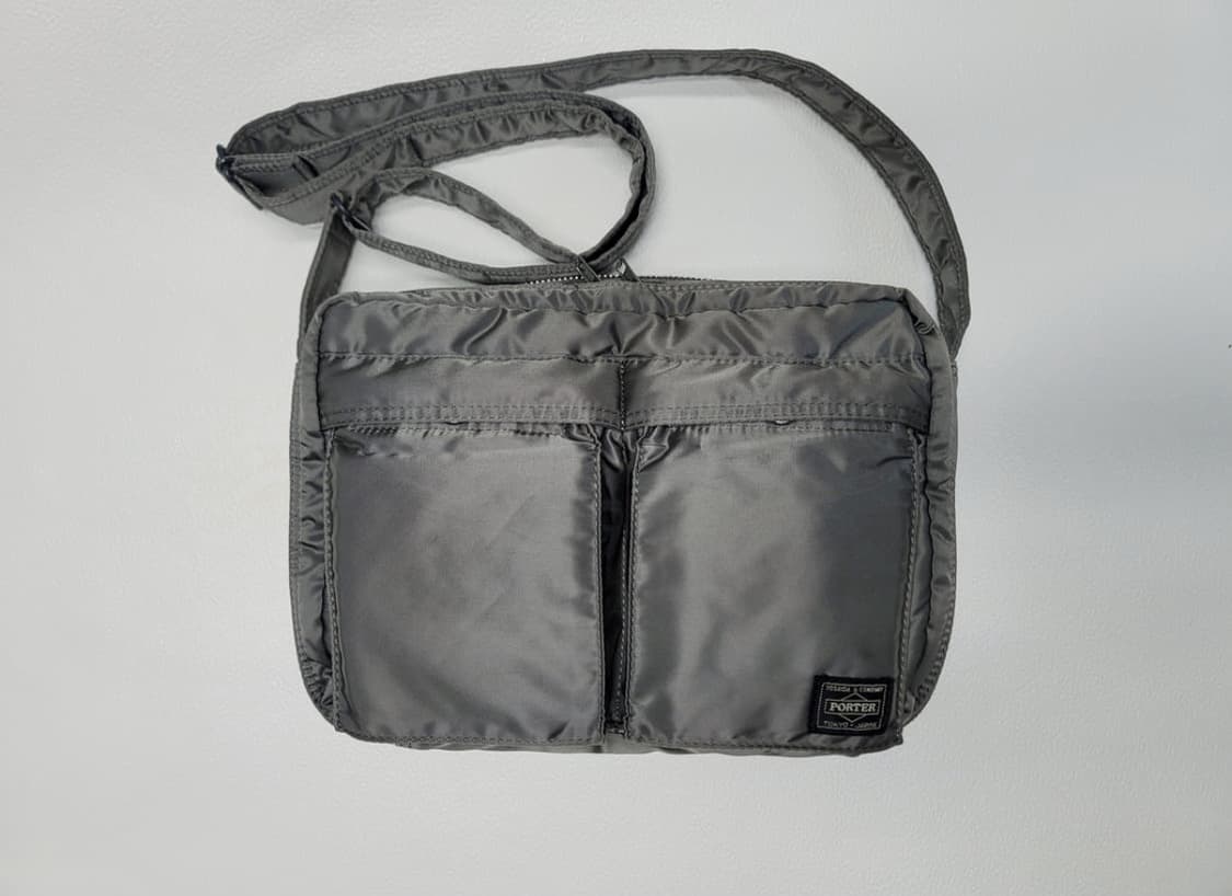 (미사용급) 포터 탱커 숄더백 L 실버그레이 상품이미지1