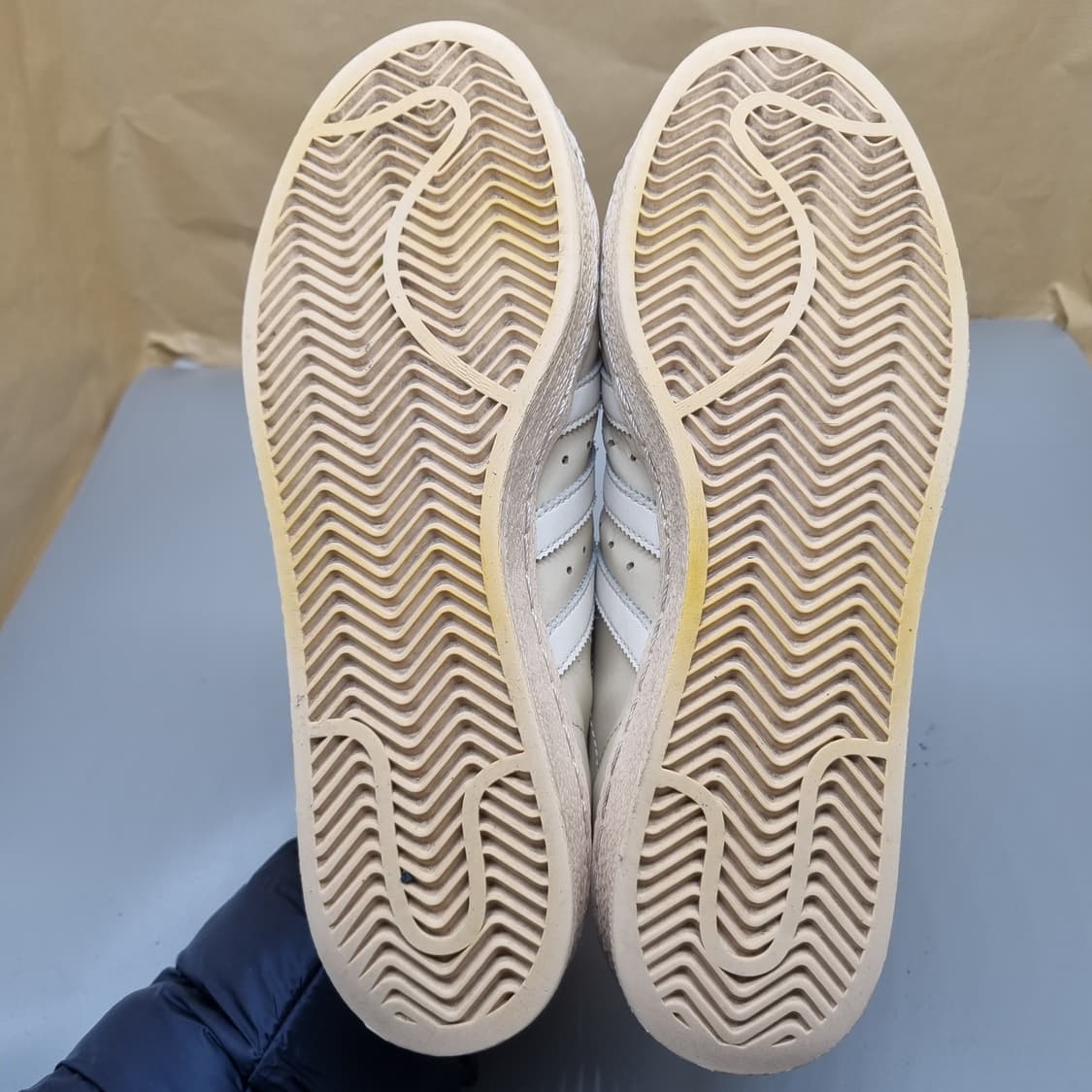 아디다스 슈퍼스타 베이지 남성스니커즈275 상품이미지3