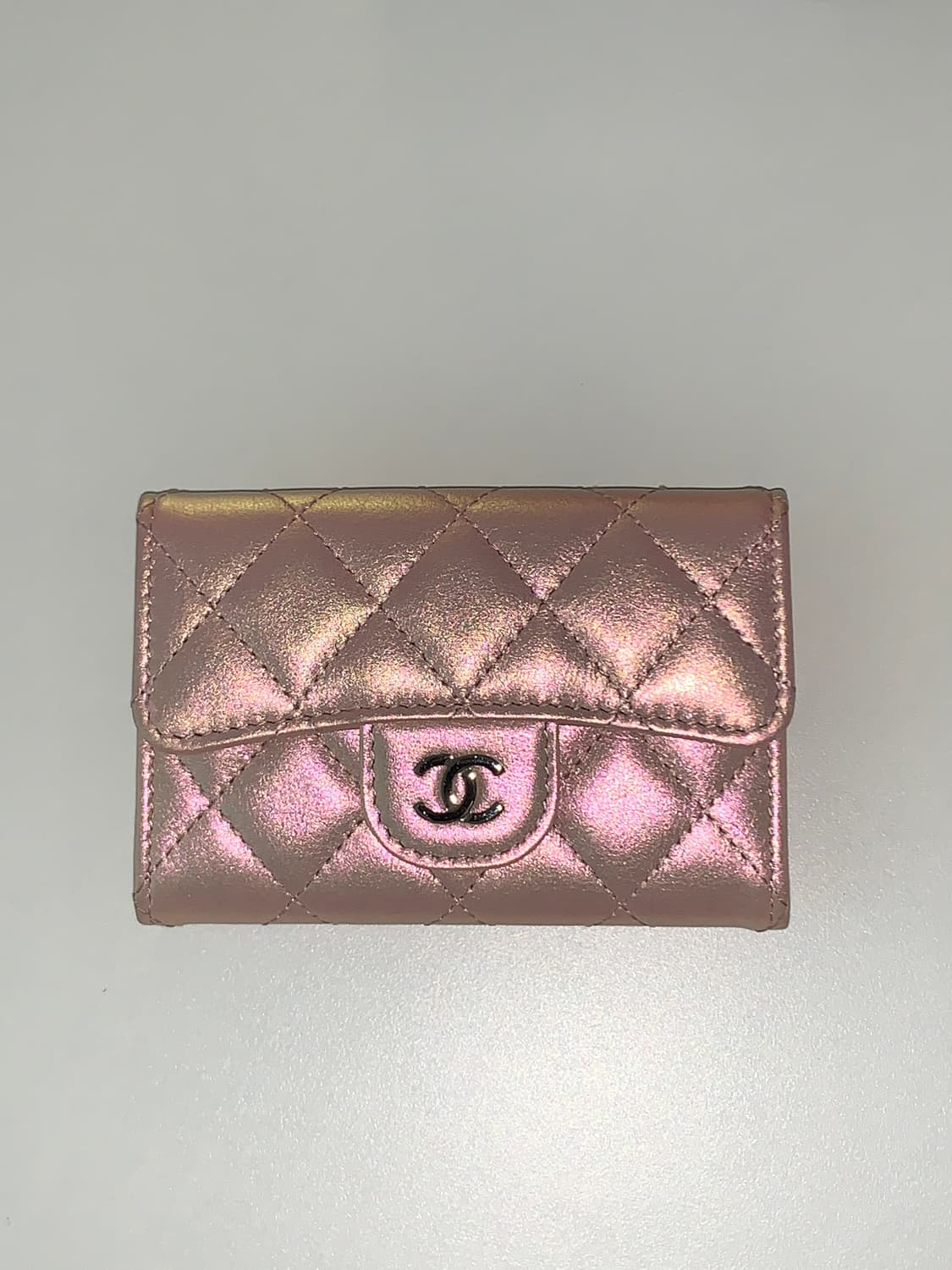 CHANEL Iridescent Pink Card Holder 샤넬 지갑 상품이미지2