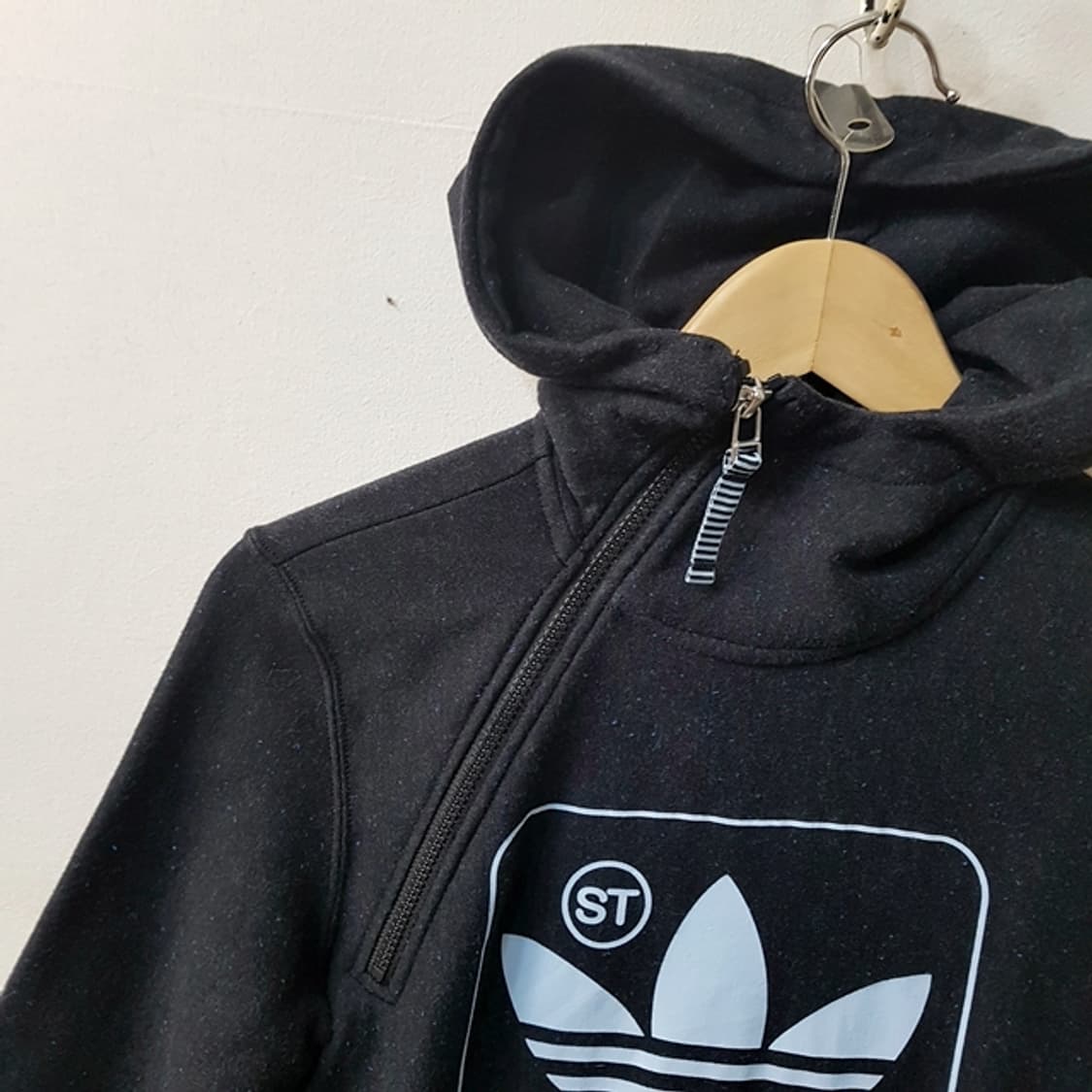 아디다스 오리지날 후드 티셔츠 상품이미지3