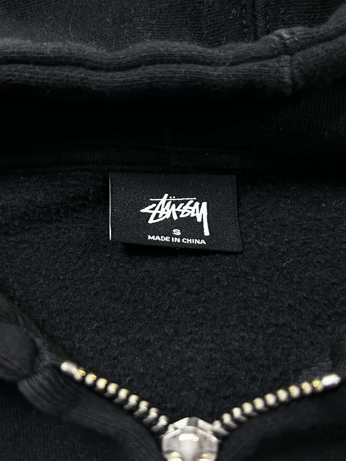 스투시 빅로고 블랙 후드집업 상품이미지8