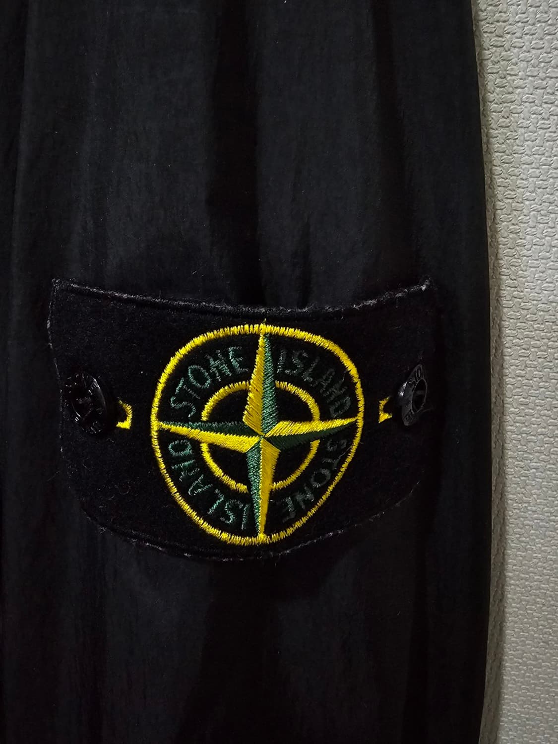 정품 스톤아일랜드 크링클랩스 바람막이 오버셔츠 95 / M 상품이미지3