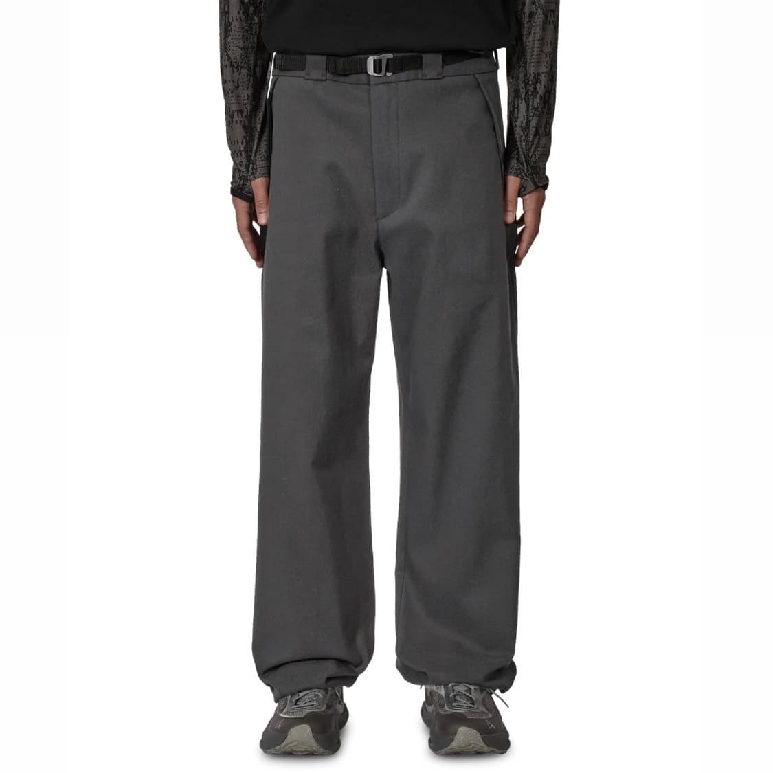 [M,L,XL]로아 하이킹 25fw 버클 치노 팬츠/차콜 상품이미지1