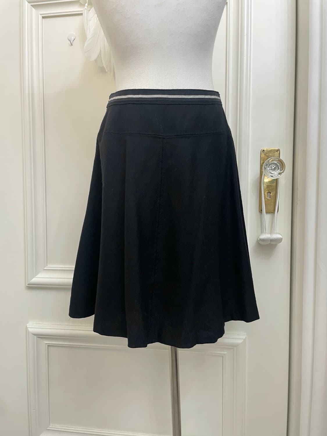 black waist point flare midi skirt 상품이미지4