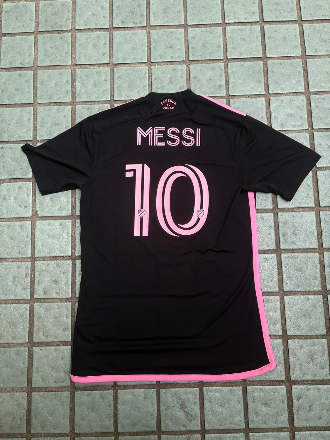 24-25 인터마이애미 메시 유니폼 L 상품이미지1