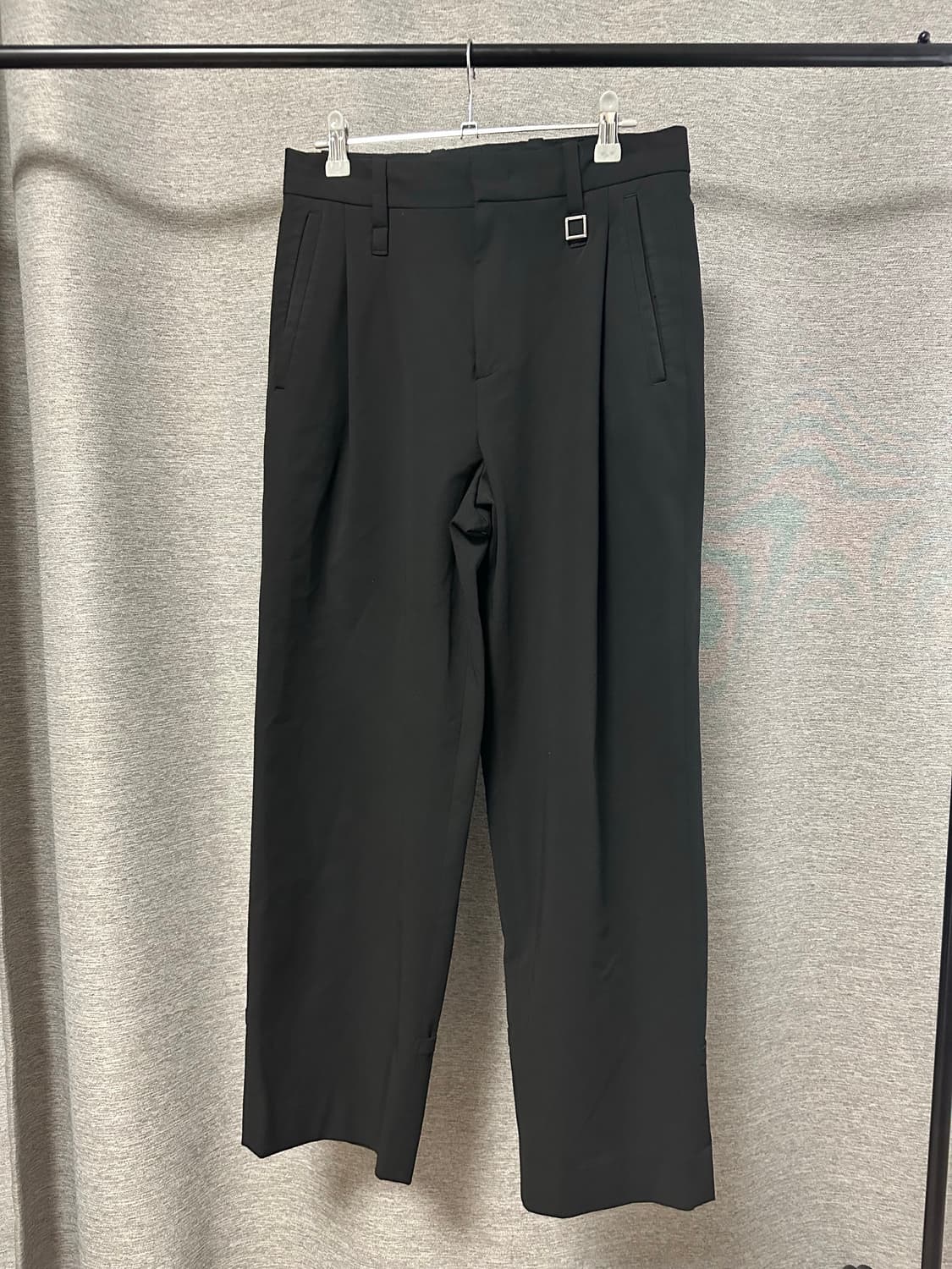 우영미 폴딩 롱 팬츠 블랙 (44/28) 상품이미지1