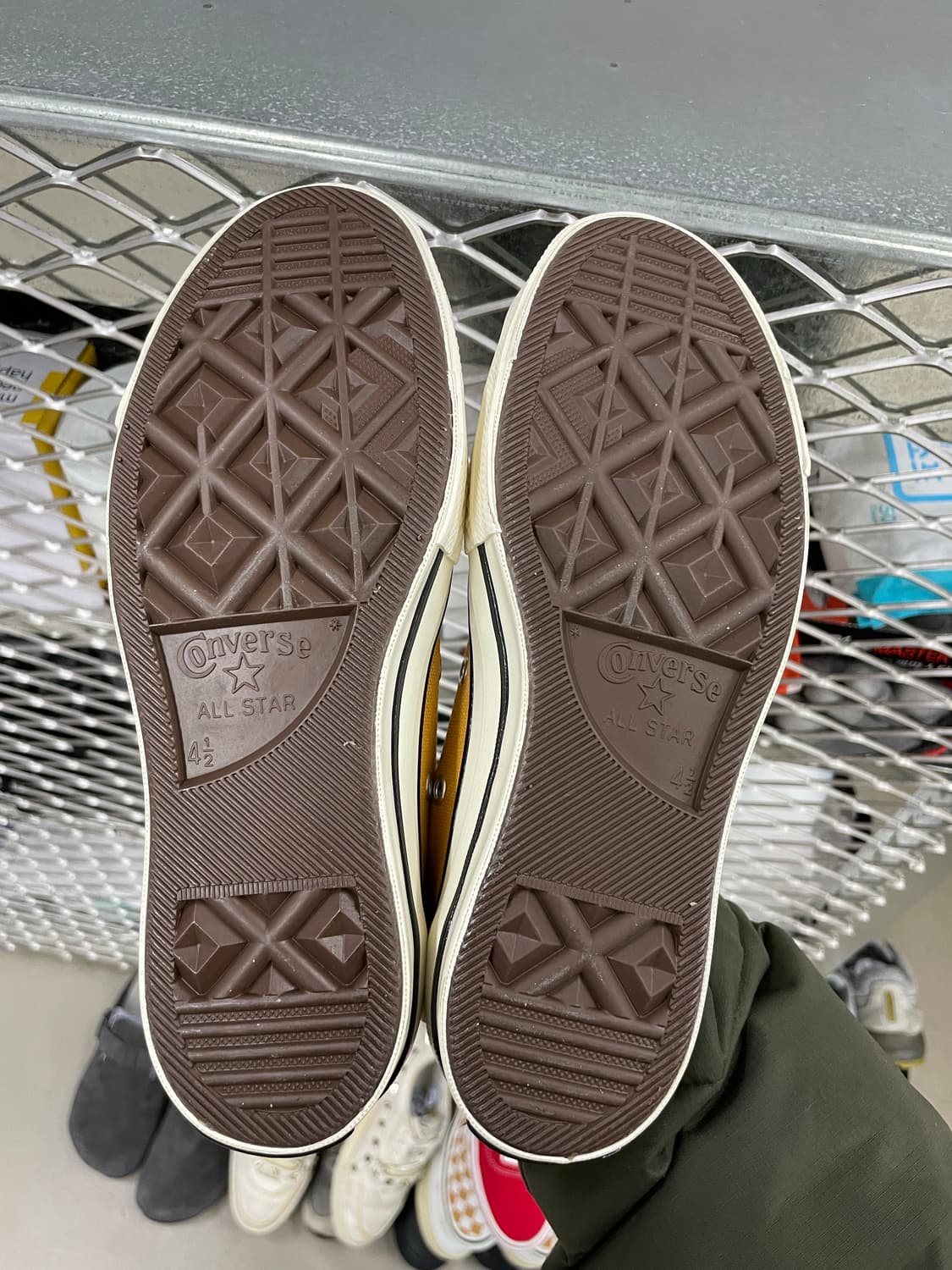 컨버스 척70 썬플라워 235 상품이미지6