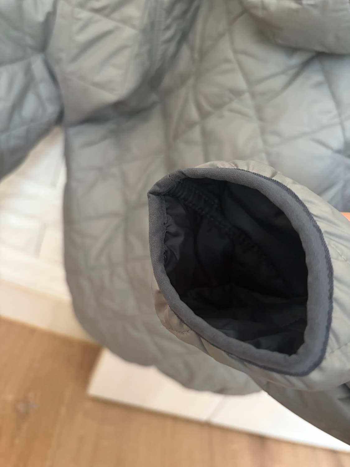 파타고니아 멘즈 다이아몬드 퀄티드 보머 후디M 상품이미지8