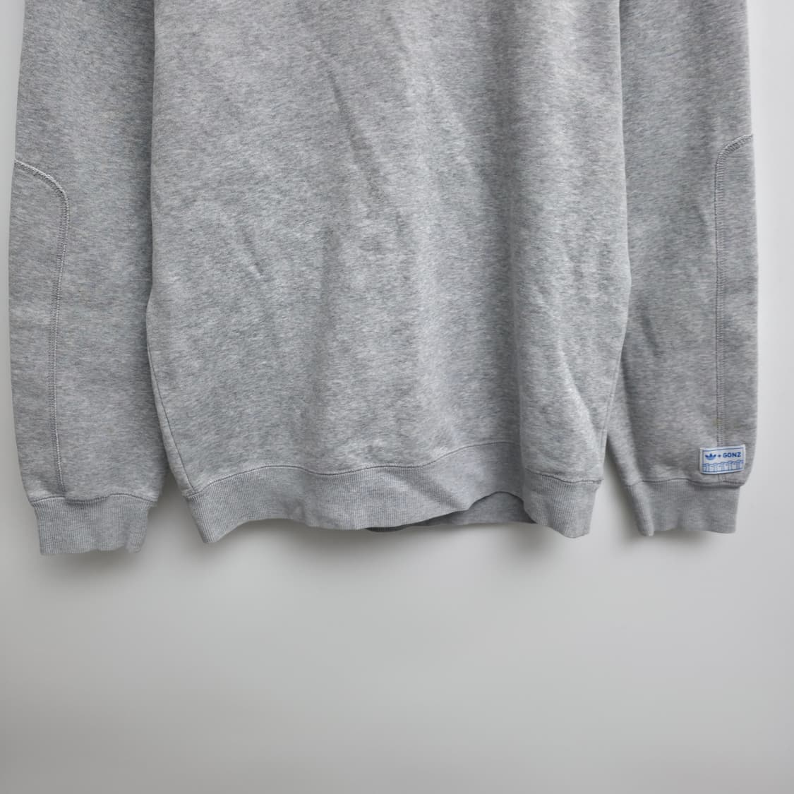 [L] 아디다스 그레이 맨투맨 상품이미지3