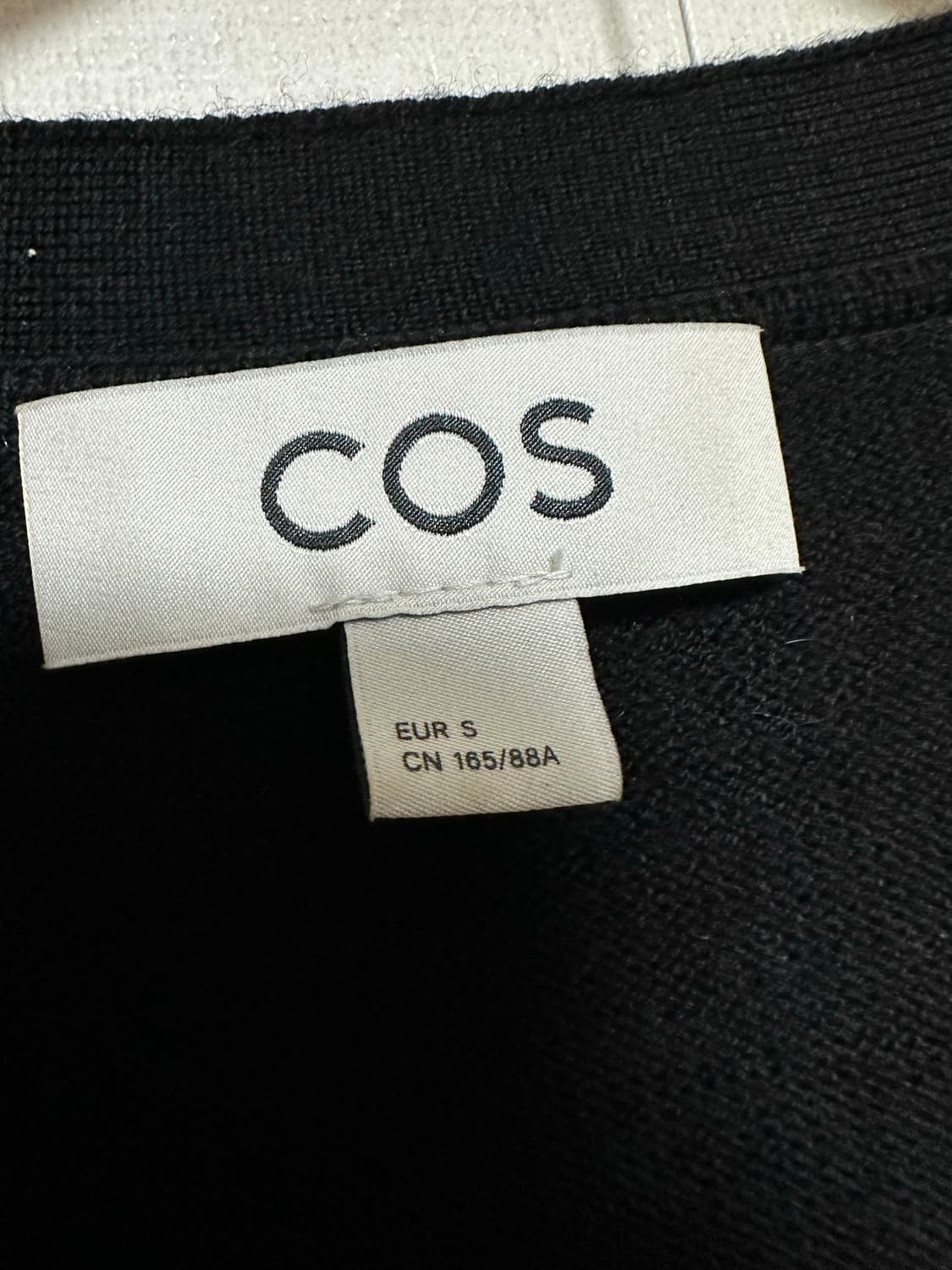 COS 반팔 울 가디건 상품이미지4