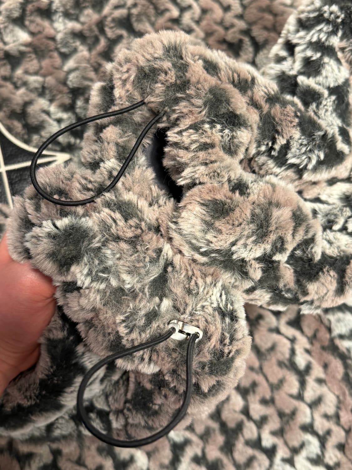 떠그클럽 TC 레더 웨이브 퍼자켓 아이보리 상품이미지7