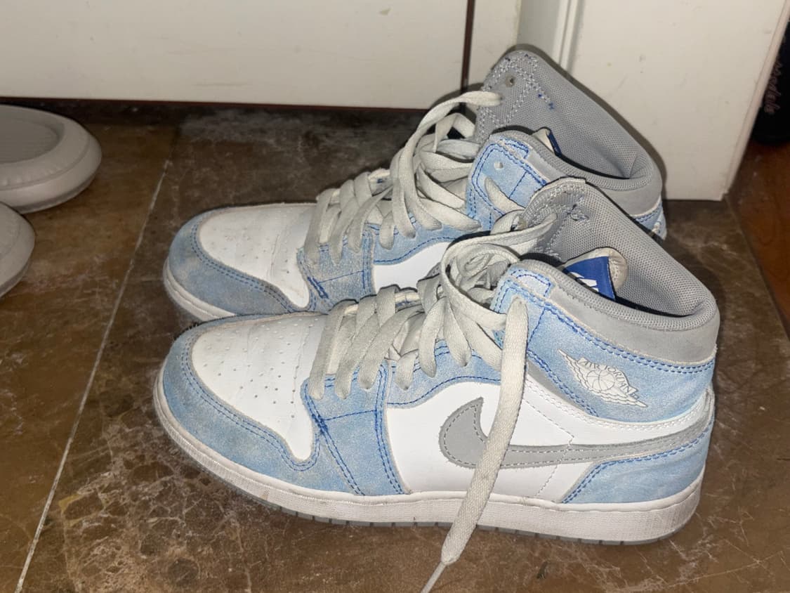 나이키 조던 1 하이 하이퍼로얄 Jordan retro high 상품이미지4