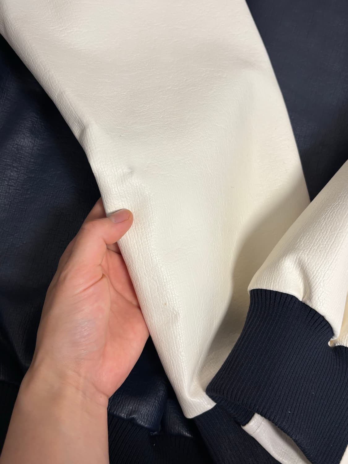 레더 바시티 자켓 상품이미지2