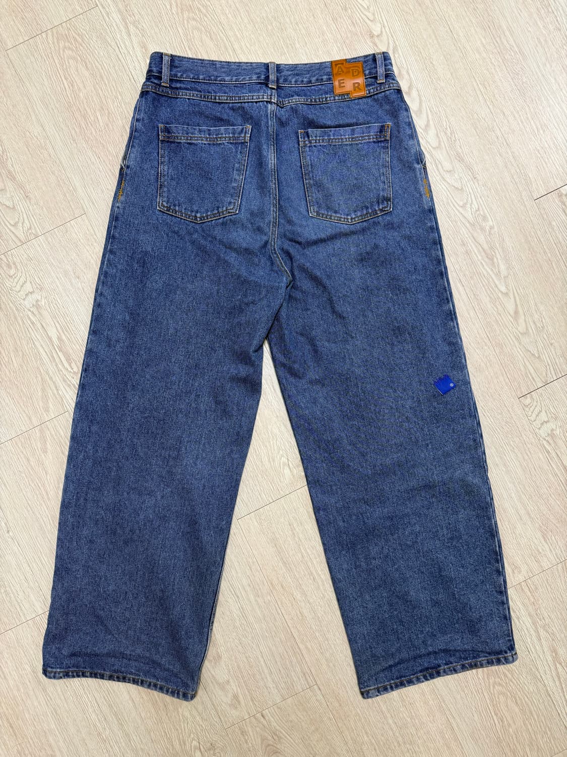 [L] 아더에러 Sig SV Tag jeans 02 Blue 상품이미지3