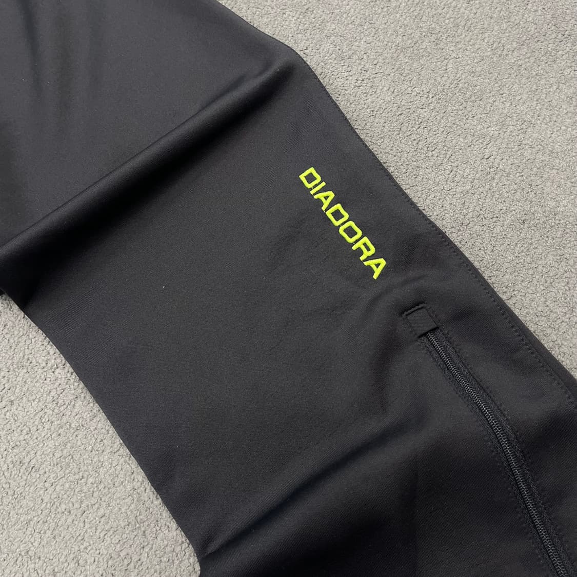 100 디아도라 트레이닝 팬츠 바지 상품이미지5