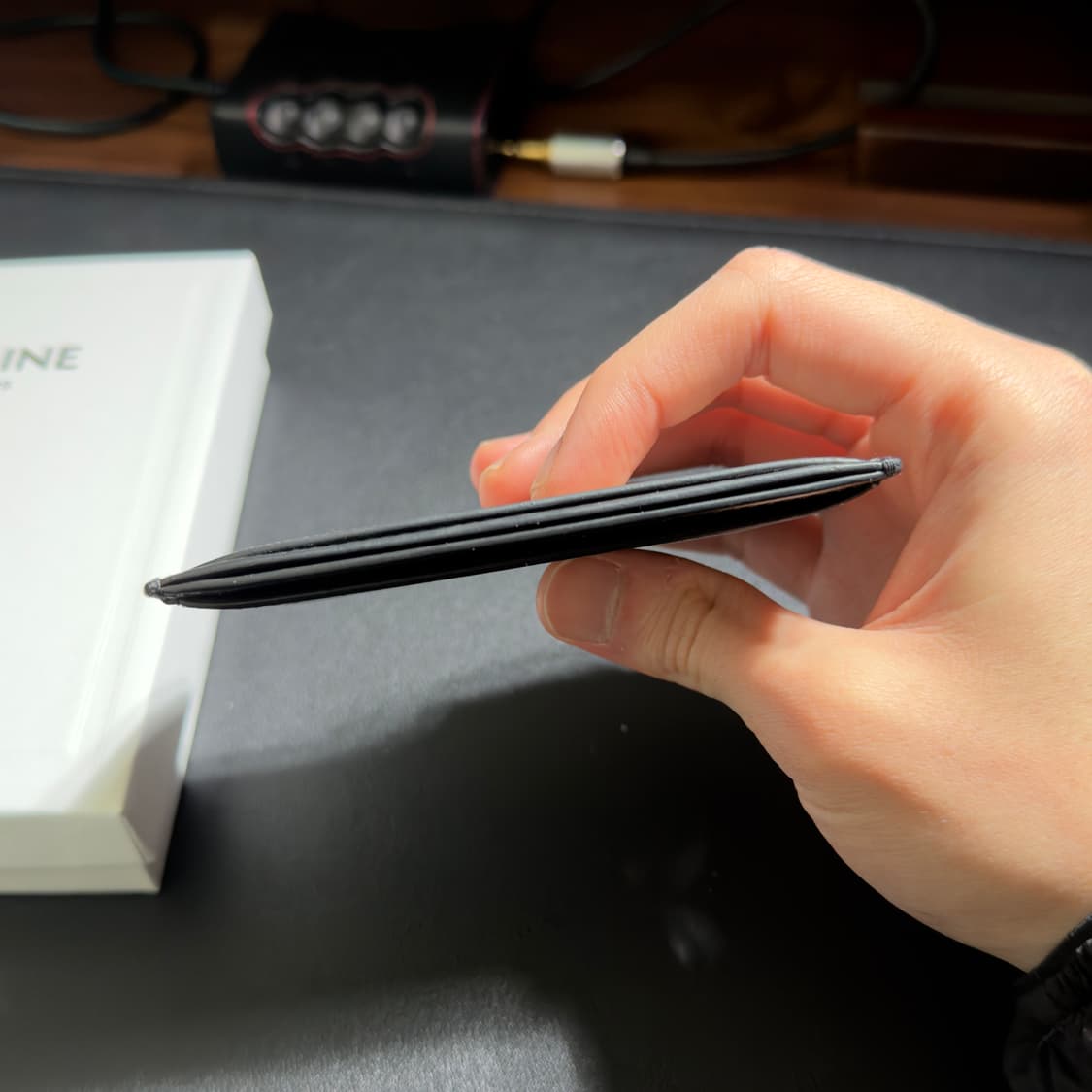 셀린느 트리옹프 캔버스 카드지갑 상품이미지4