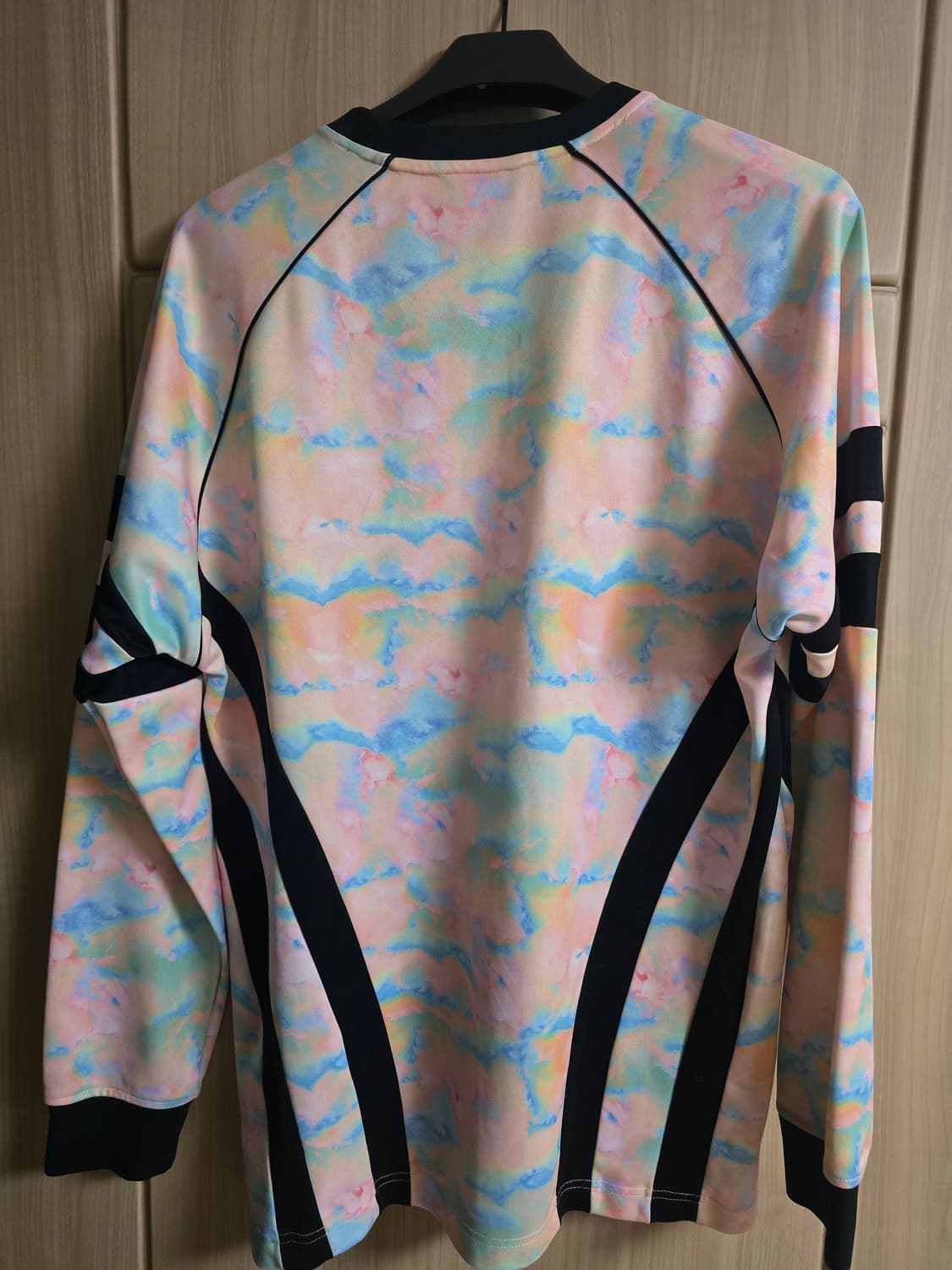 아디다스 팔라스 맨투맨 L 상품이미지2