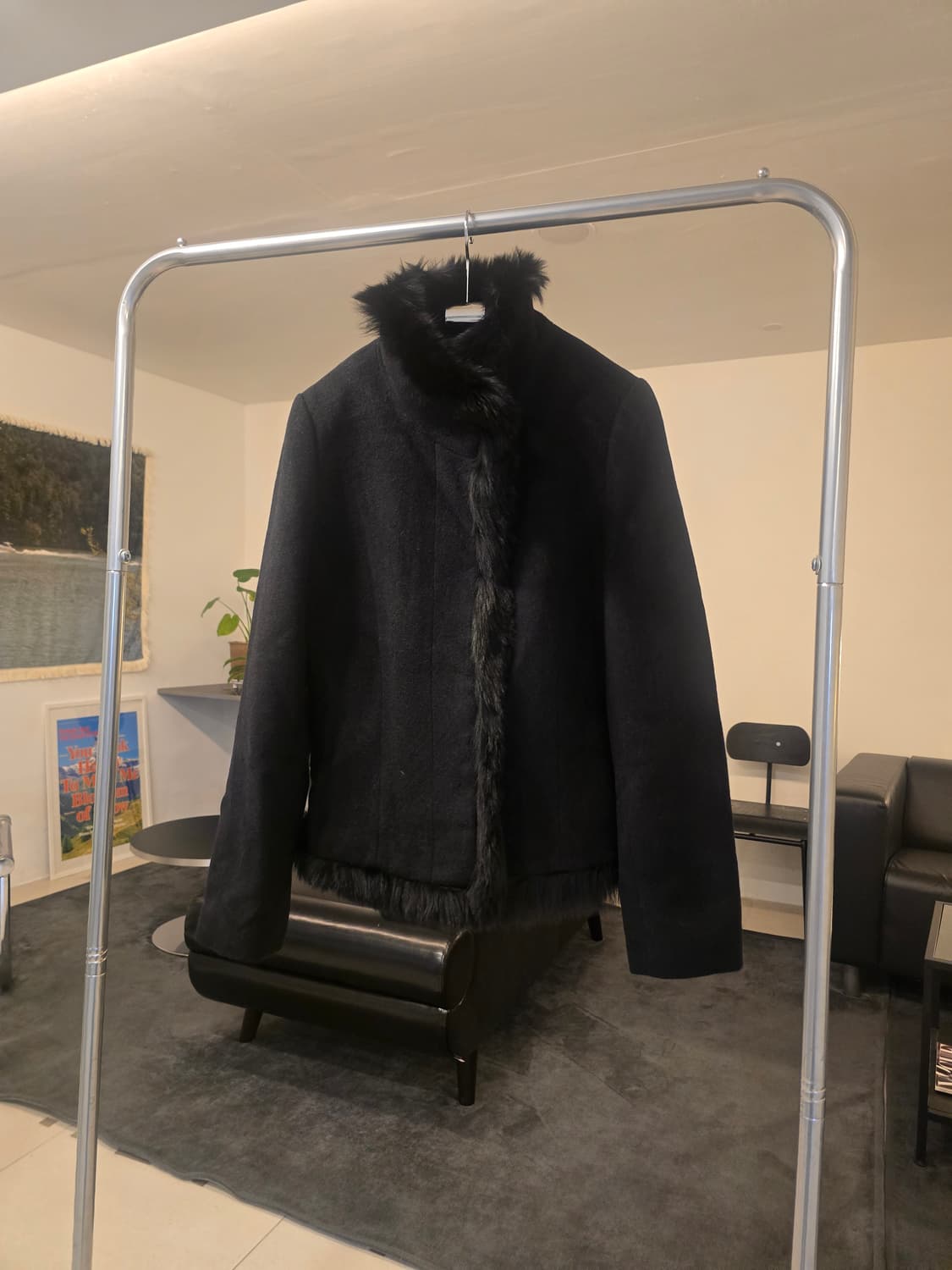 블랙 퍼 트리밍 코트 상품이미지1