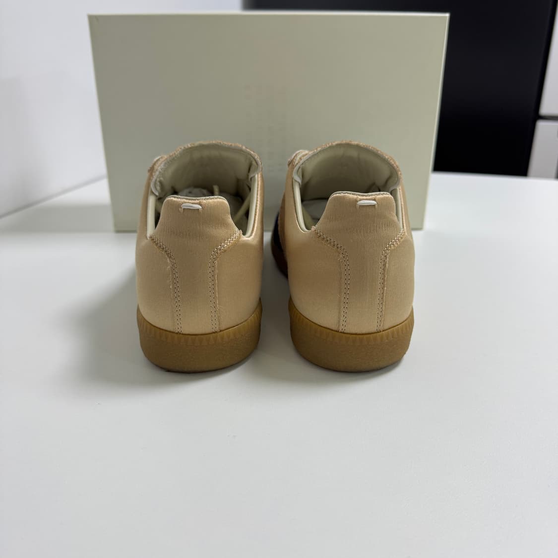 메종 마르지엘라(Maison Margiela)의 레플리카 스니커즈 36 상품이미지4