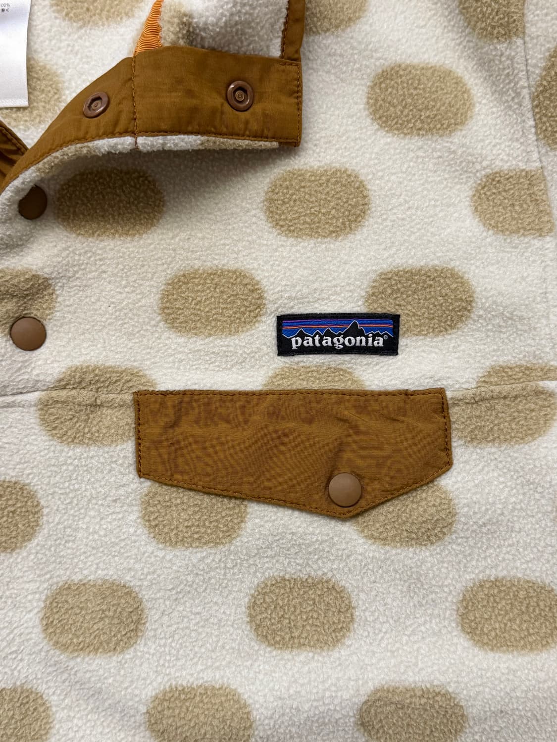 파타고니아 신칠라 도트 플리스 스냅티 상품이미지4