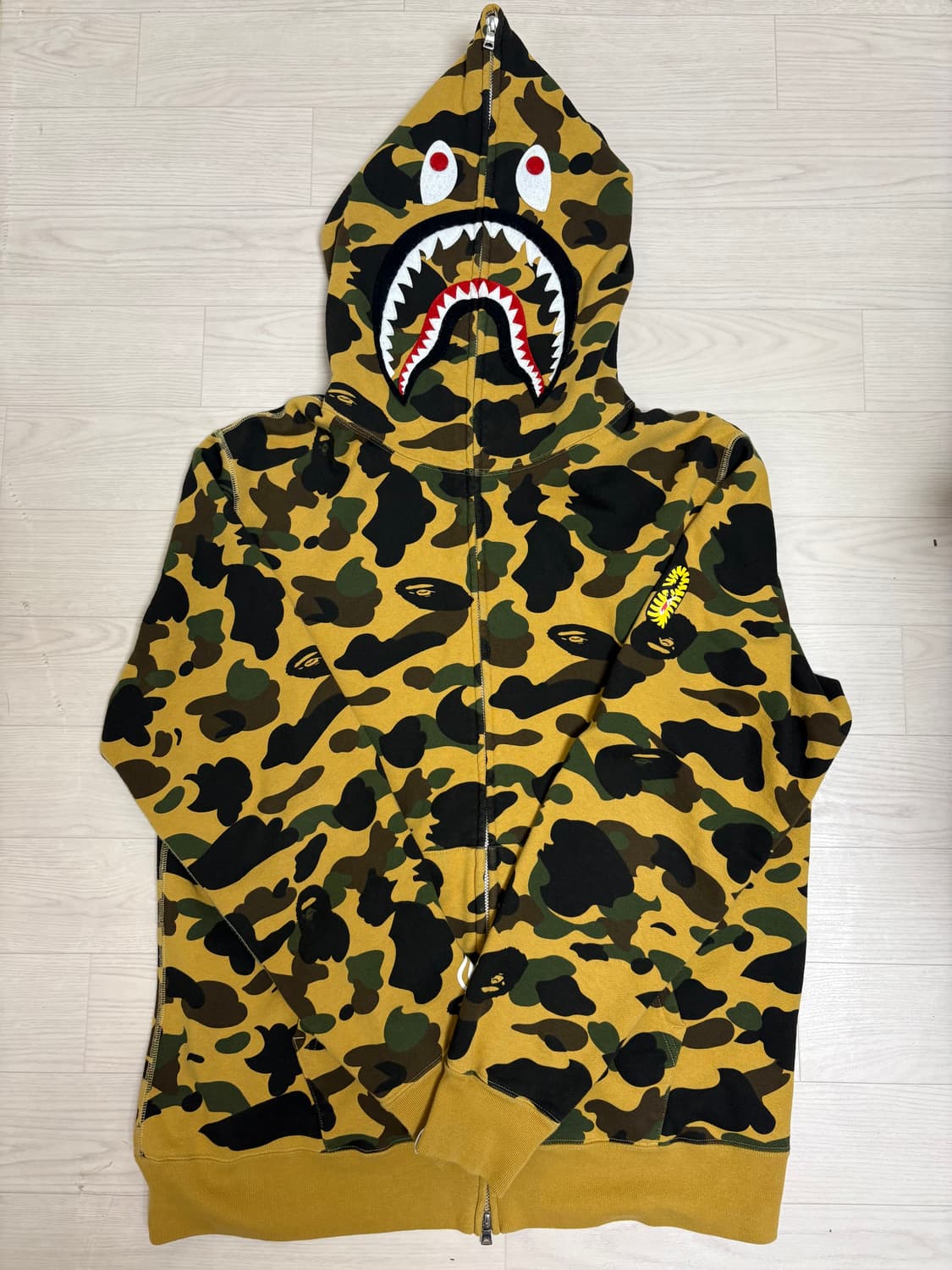 [2XL] 상태 매우 좋은 베이프 샤크후드집업 황계 판매합니다 상품이미지1