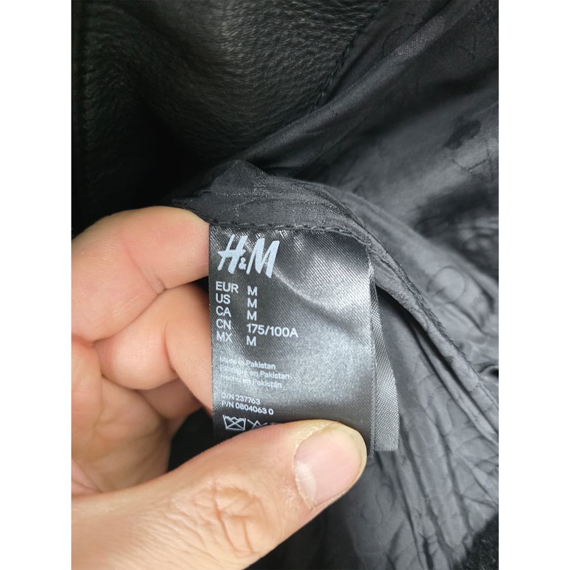 택포) Giambattista Valli 블랙 가죽 퍼 자켓 M 상품이미지3