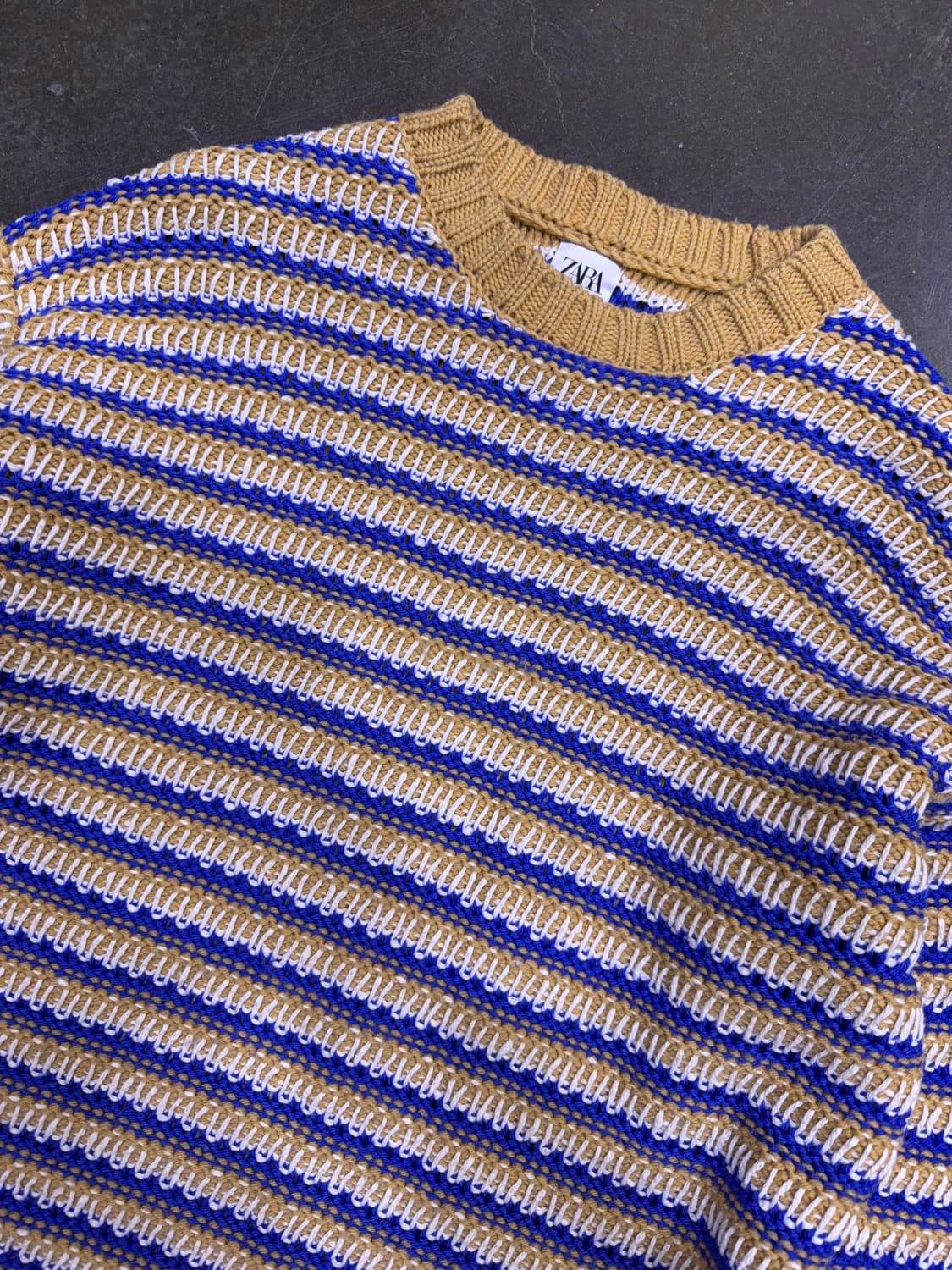 자라 컬러 배색 케이블 니트 스웨터 L 상품이미지3