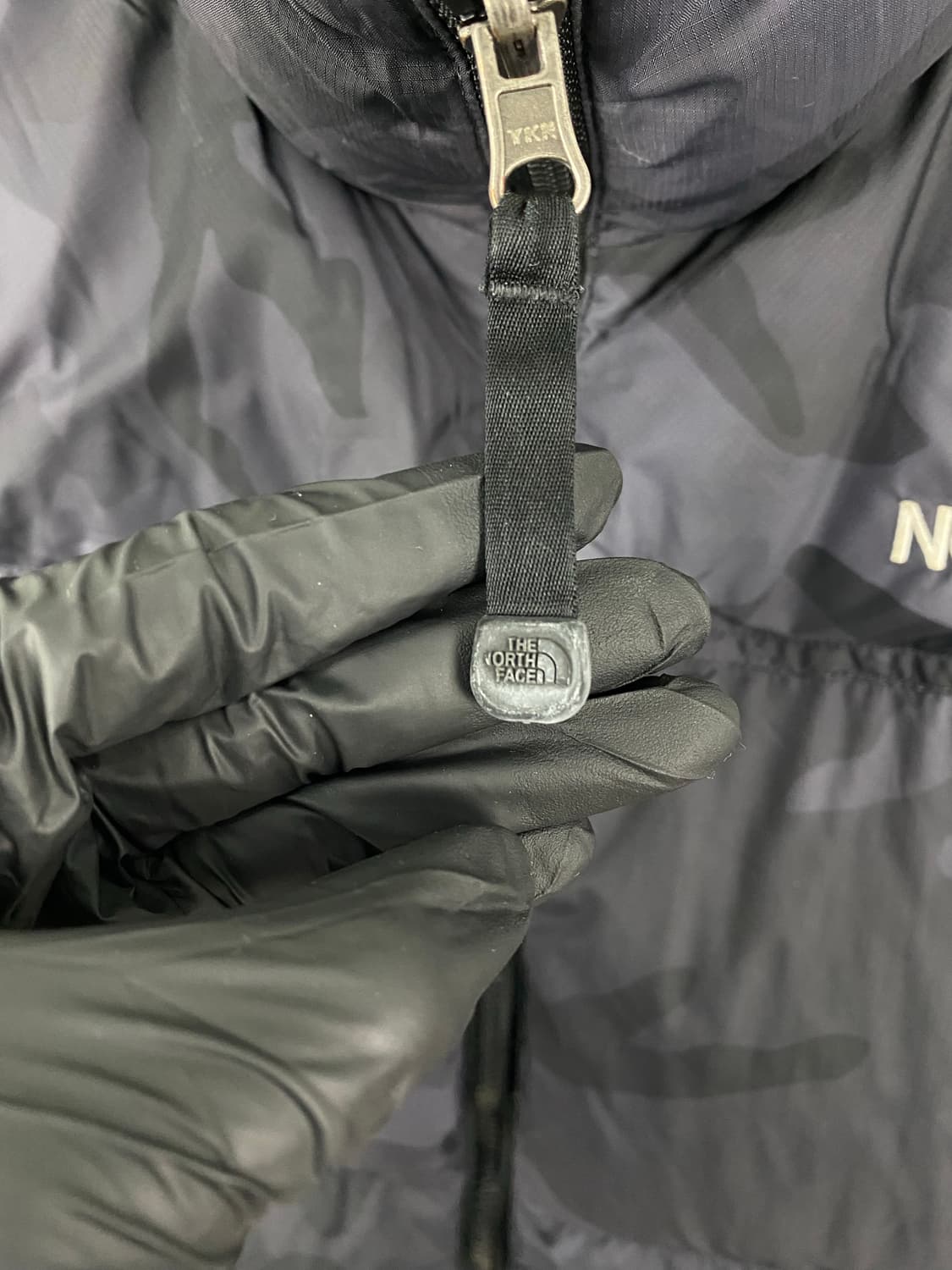 노스페이스 눕시 700 카모 조끼패딩 L 상품이미지6