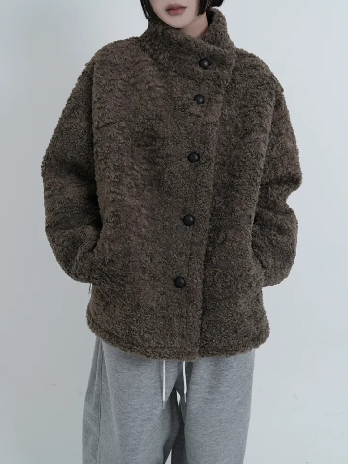 오뉴이 베어 오버핏 부클 하프 코트 상품이미지1