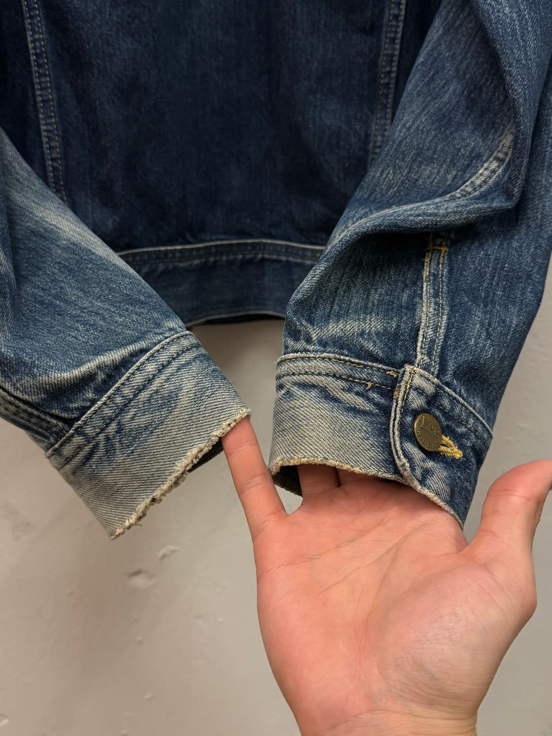 L) Lee RIDERS Denim Trucker Jacket  상품이미지7