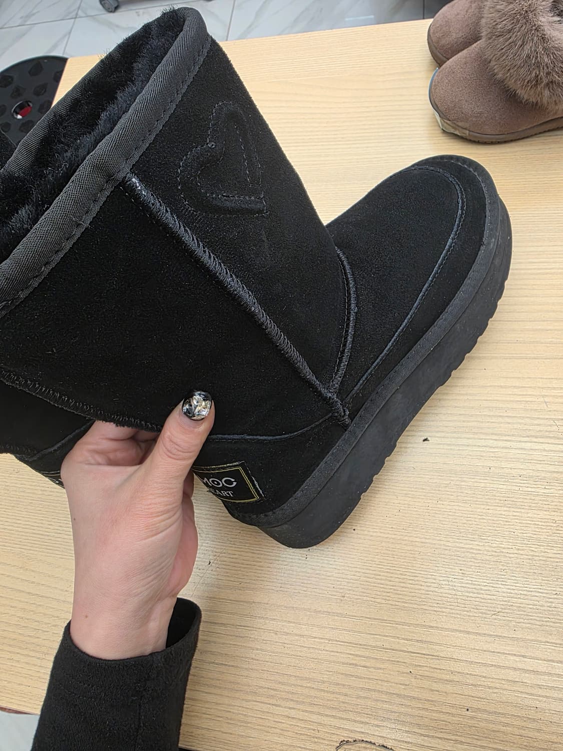 마크모크 MAC MOC 털부츠 블랙 250 상품이미지5