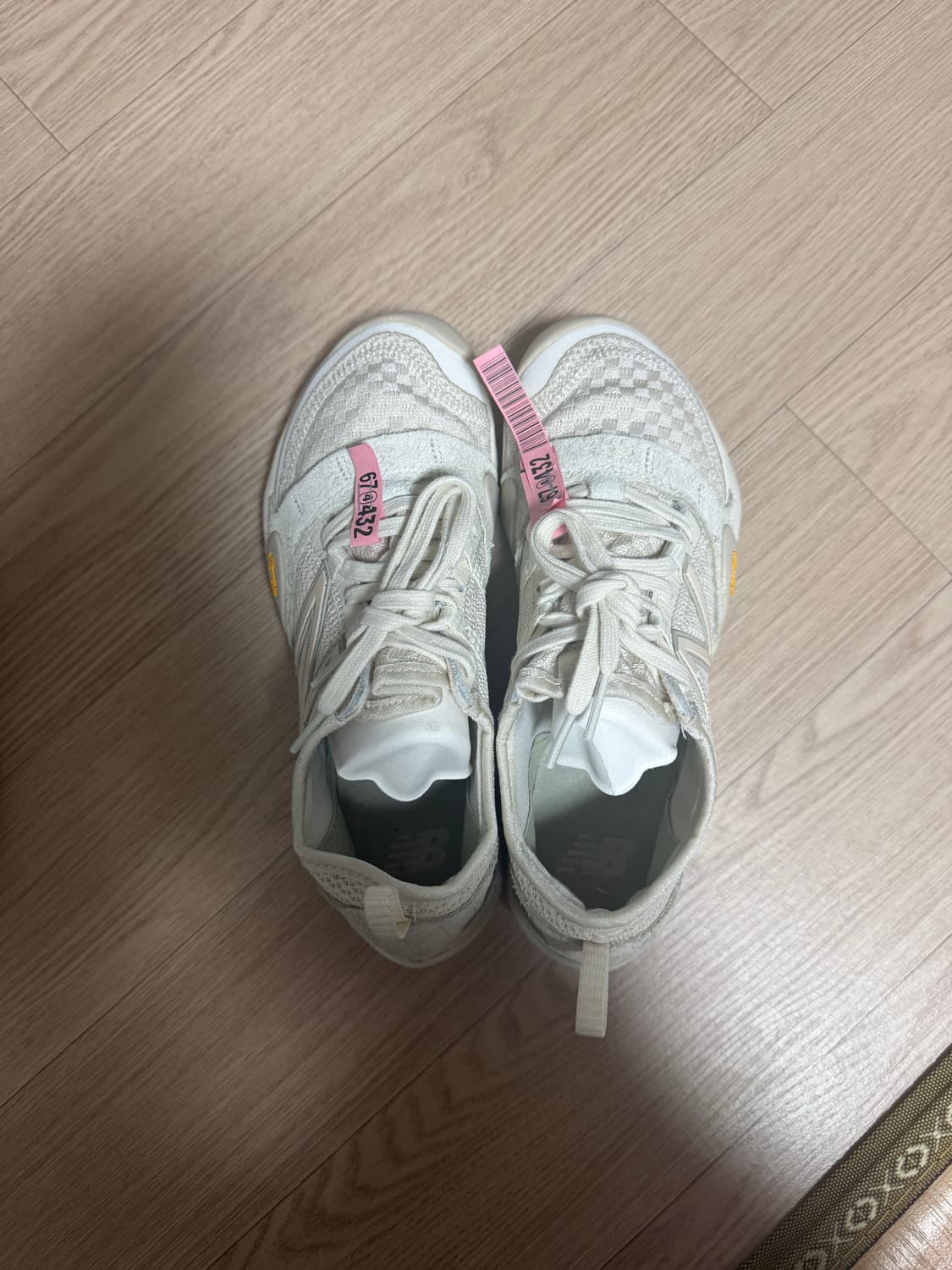 뉴발란스 미니머스 MT10O 베이지 230 상품이미지2