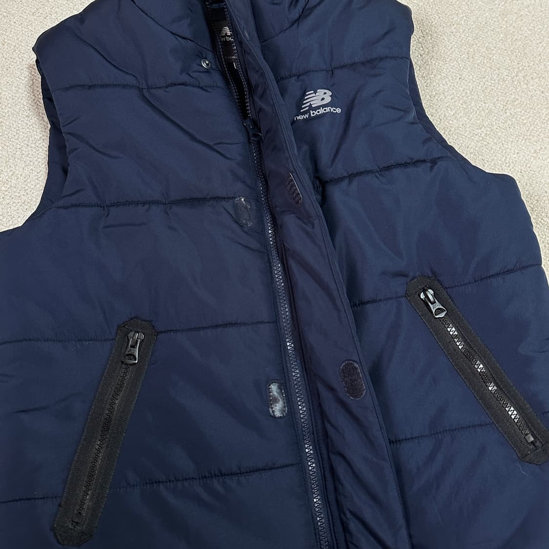 뉴발란스 키즈 디테처블 패딩 조끼 상품이미지5