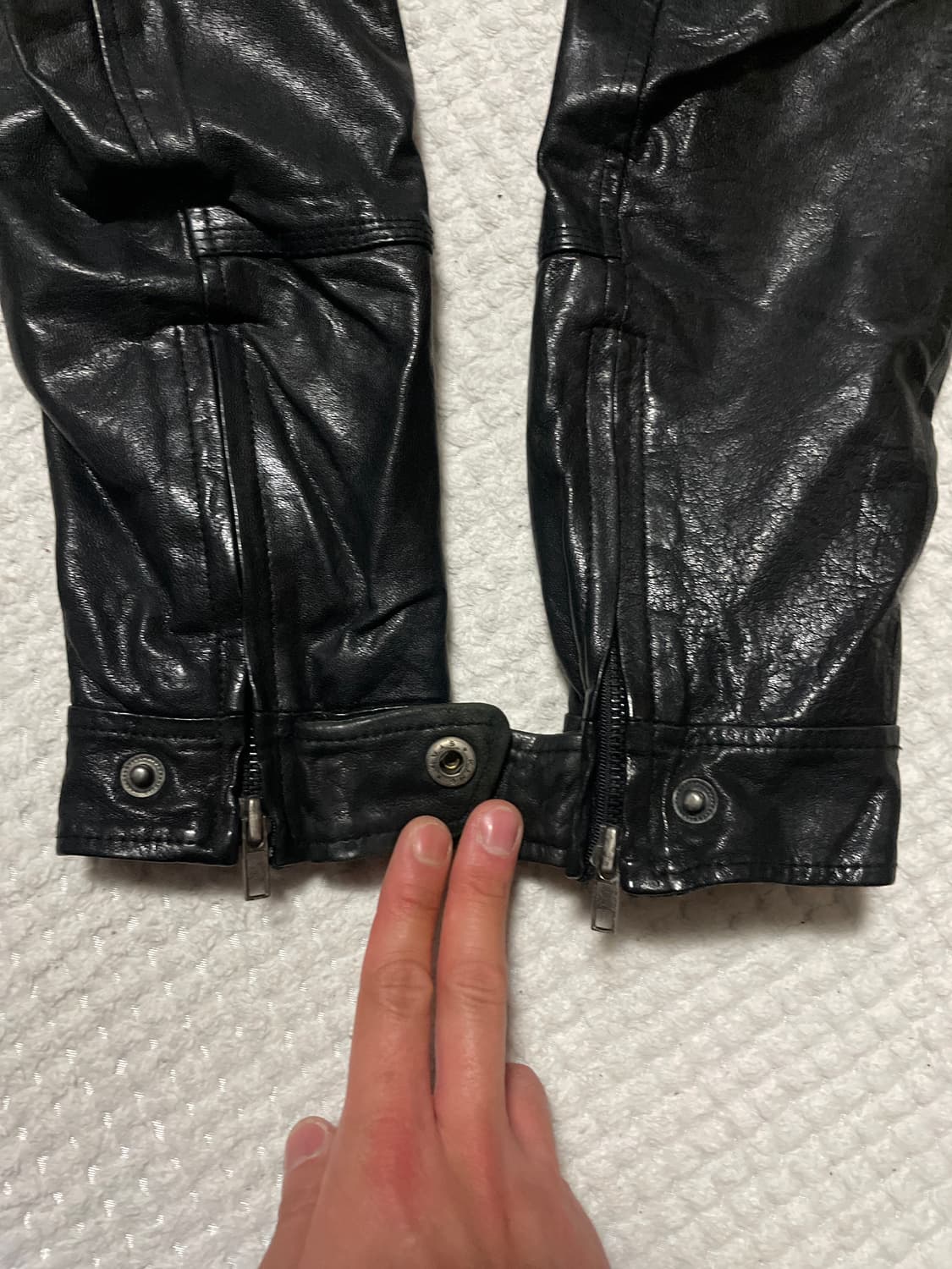 광희시장 웨스턴 무드 램스킨 양가죽 절개 포켓 레더 자켓 상품이미지8