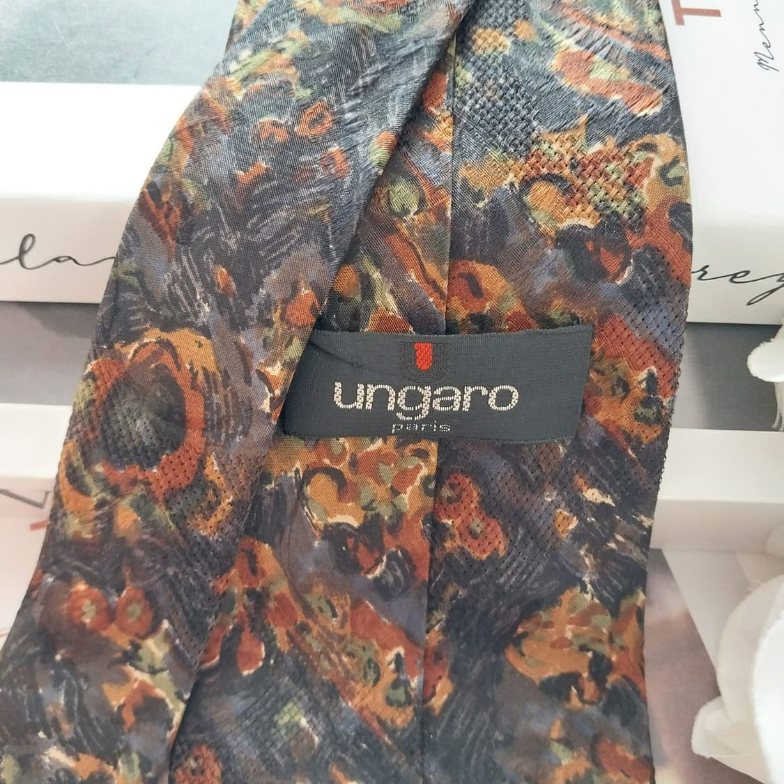 웅가로 실크 아트 플로럴 넥타이 9.5cm A등급 K1317
 상품이미지6